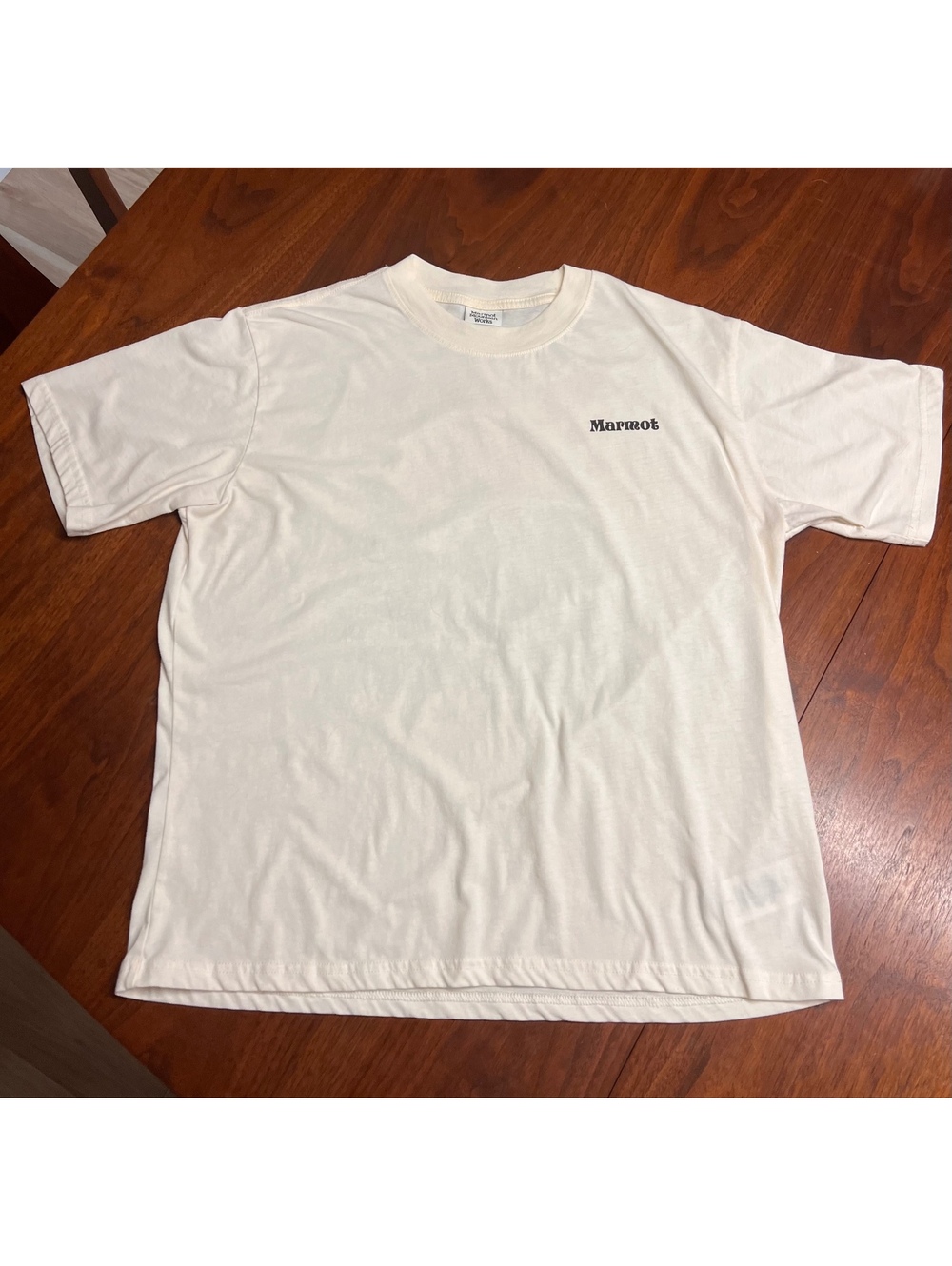Marmot Mountain Works Men L White Retro 1974 Graphic T-Shirt